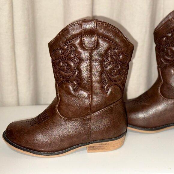 Girls' Memphis Western Boots - Practically New Size 8T - Picture 4 of 7